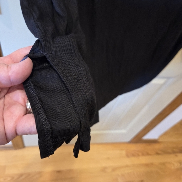 ‼️3/$30‼️Black Ribbed V-Neck Tunic Tee Shirt Women's 2X Plus Size New - Picture 4 of 8